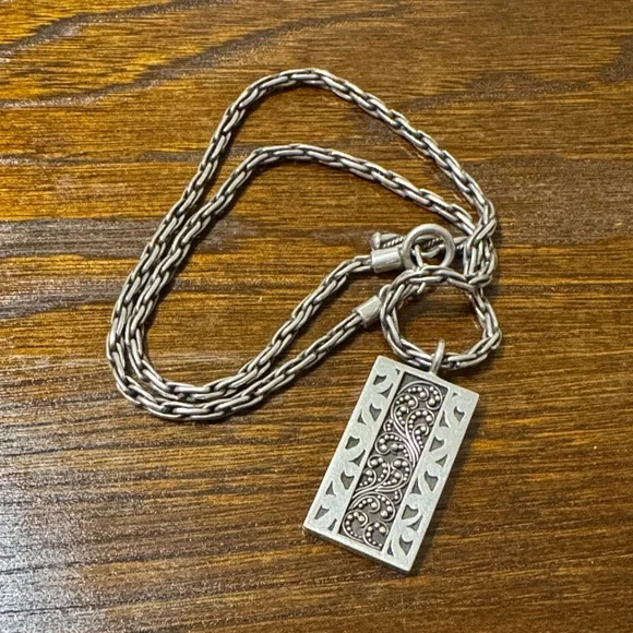 Lois Hill Necklace-925 - Picture 4 of 4